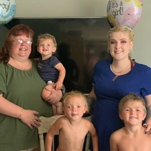 Meet your Posher, Amy